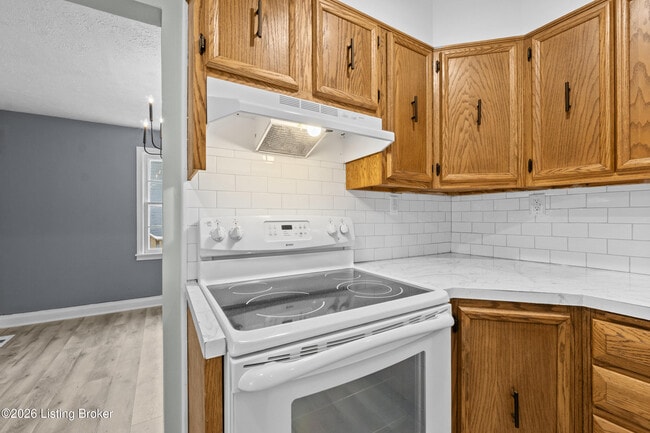 Building Photo - 1710 Pershing Ave