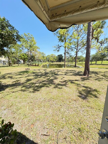 Building Photo - 803 Palm Beach Trace Dr