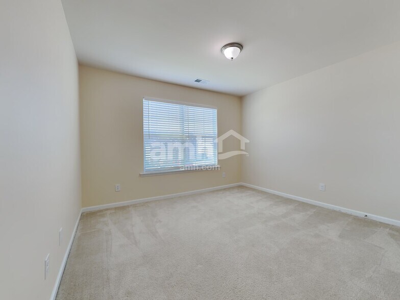 Building Photo - 85 Wando View way