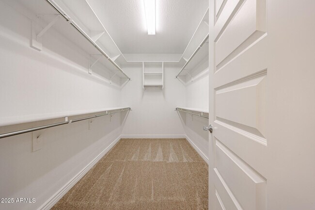 Building Photo - 5015 N 88th Ave