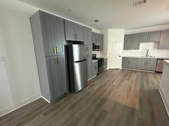 Building Photo - 3251 Sauce Pan Wy