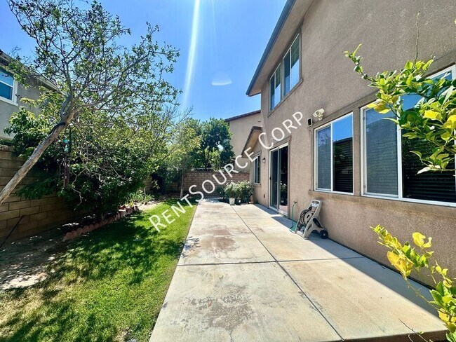 Building Photo - 28390 Esplanada Dr