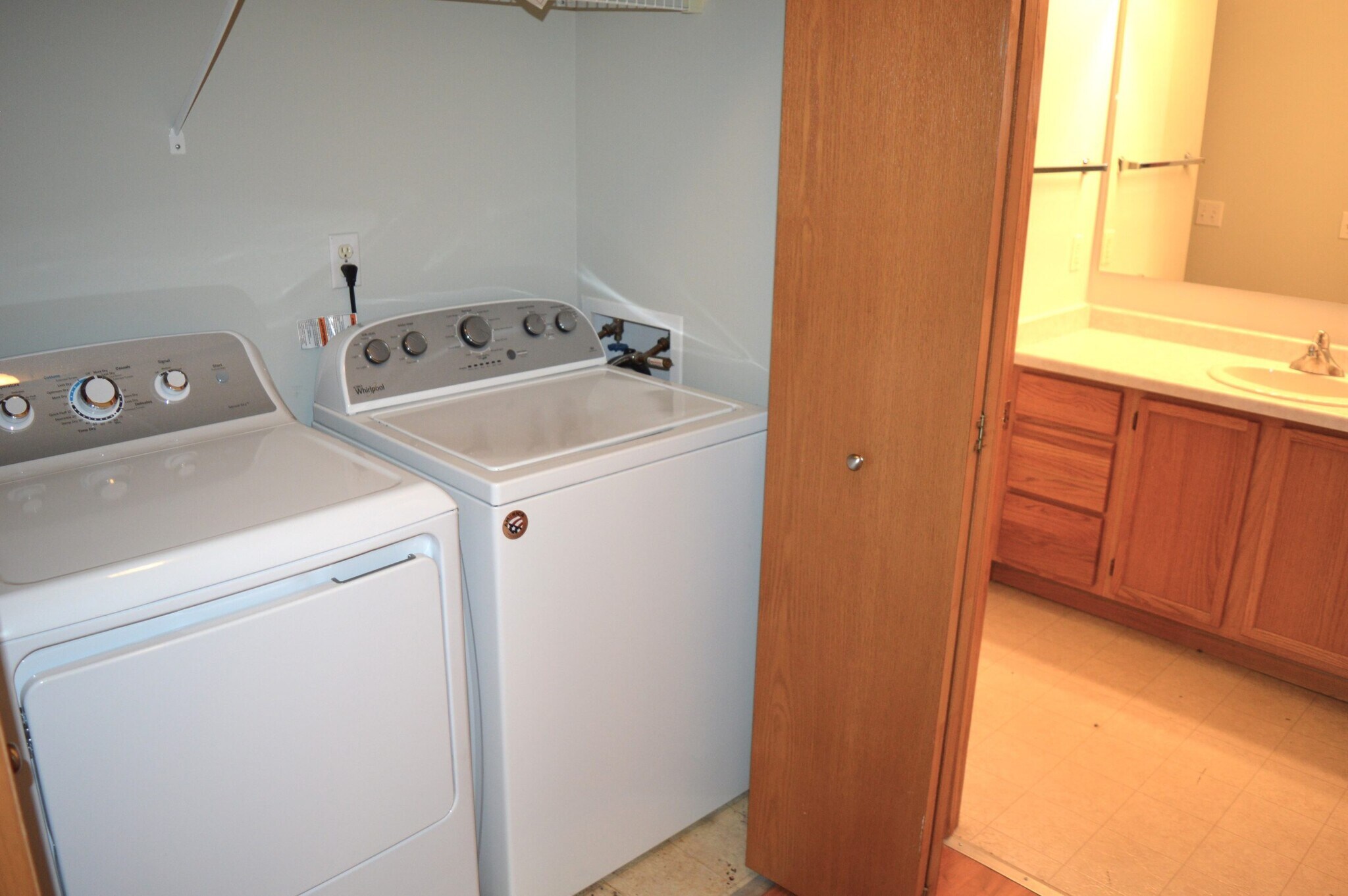 Building Photo - 301 Harbour Town Dr