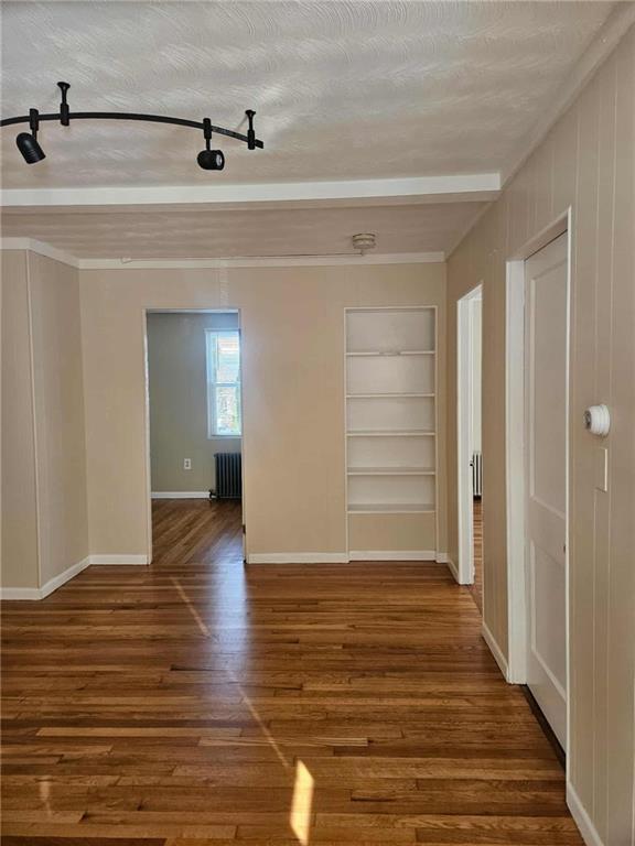 Building Photo - 43 Beach St