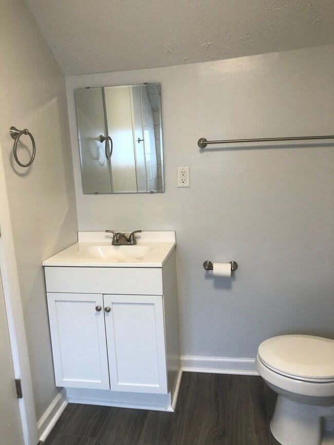 Building Photo - Tremont 2-Bed Single-Family - Available Now!