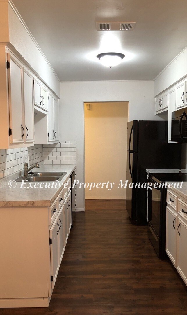 Building Photo - 1007 N 4th St