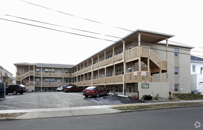 Primary Photo - Oceanside Apartments