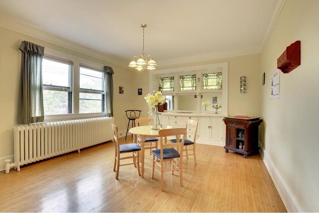 dinning room - 2524 Dupont Ave S