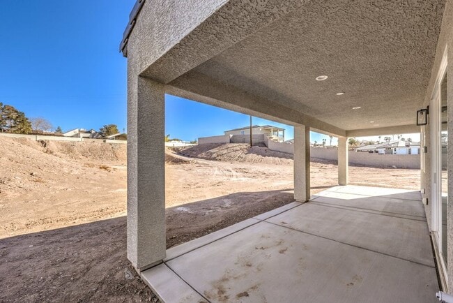 Building Photo - RARE HORSE PROPERTY FOR RENT – NEAR BLM LAND | HENDERSON, NV