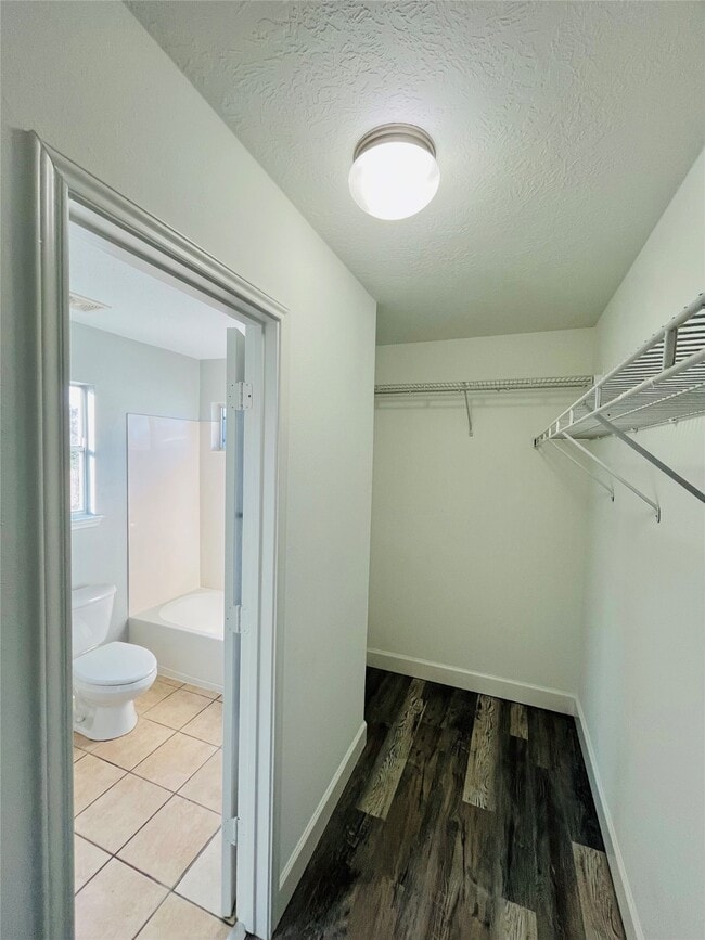 Building Photo - 17030 Cypresswood Glen Tr