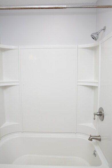 Building Photo - 23 Compton St