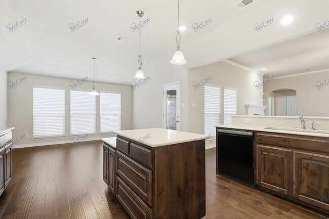 Building Photo - 140 Wilson Cliff Dr