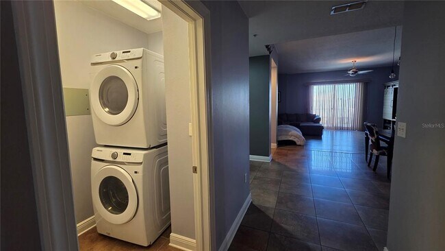 Building Photo - 628 Cleveland St