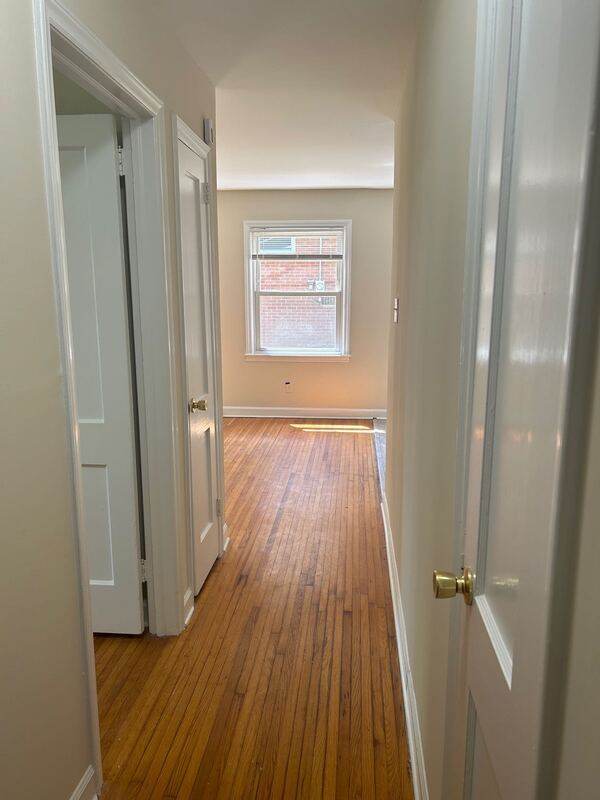 Building Photo - 717 Crater St