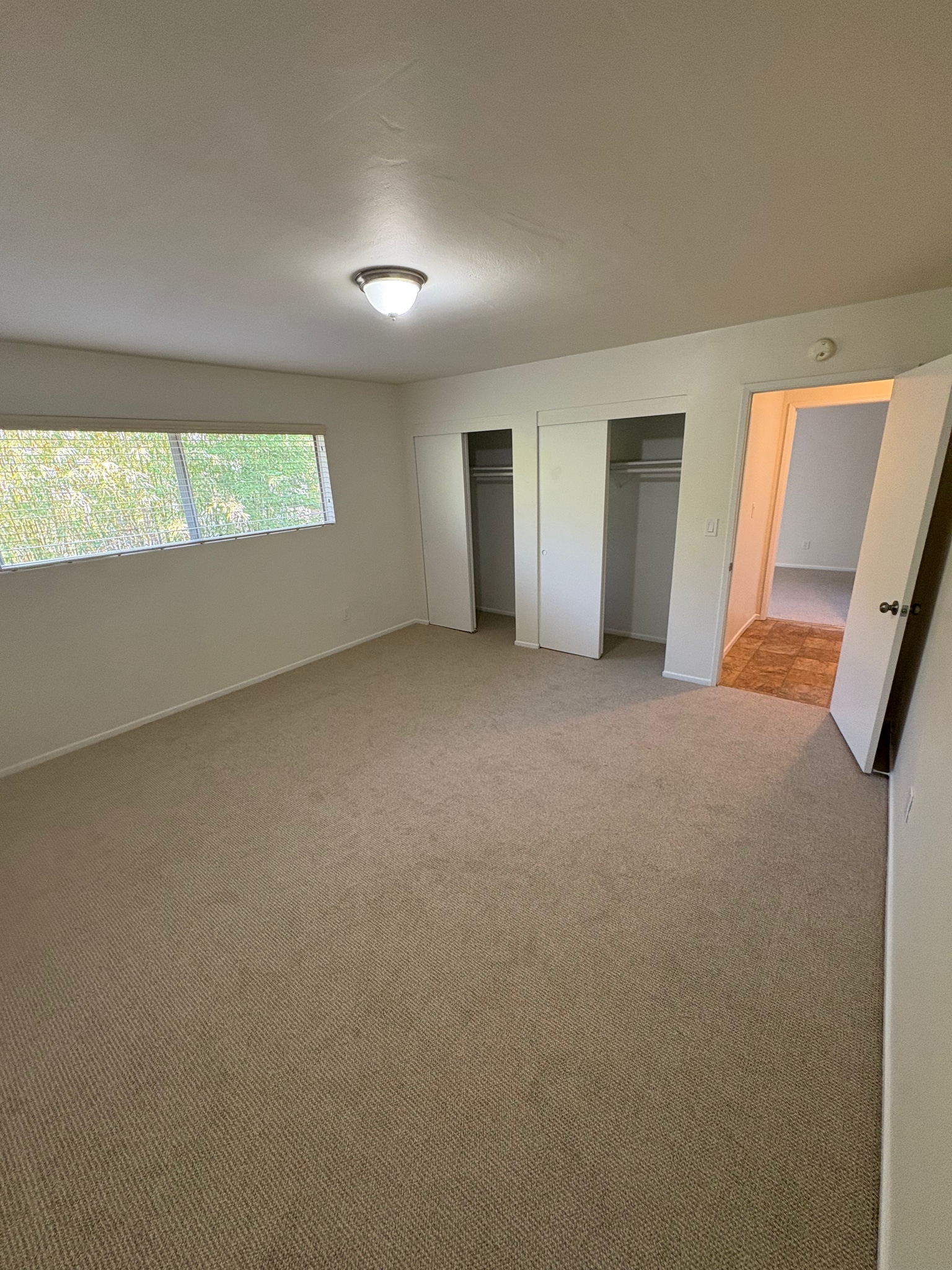 Building Photo - 521 E Arrellaga St