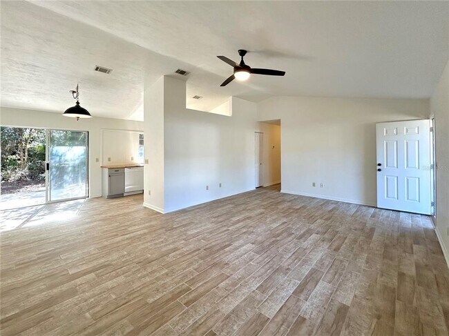 Building Photo - 26613 NW 3rd Ave