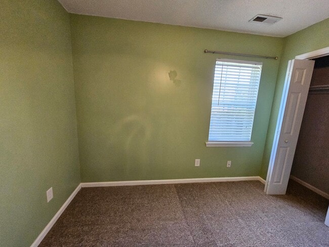 Building Photo - 3 Bedroom 2 Bath Richlands Home for Rent