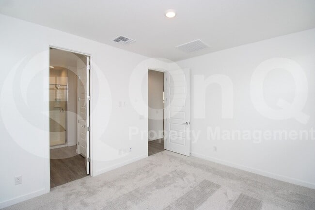Building Photo - 9535 W Roma Ave