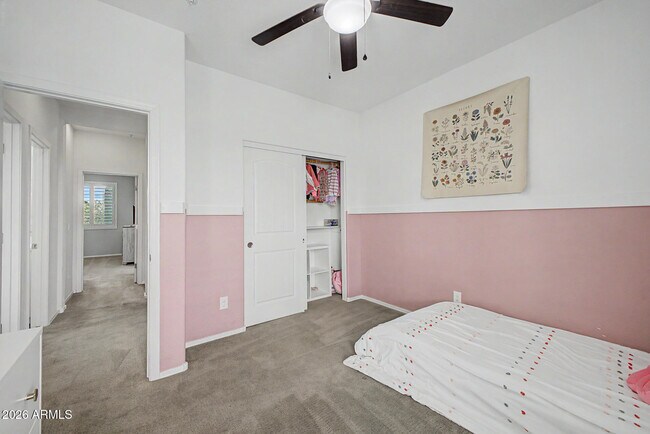 Building Photo - 5103 S Moccasin Trail