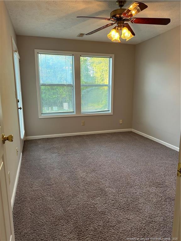 Building Photo - 1001 Brookhollow Dr