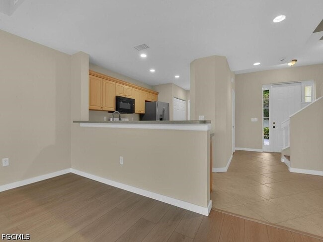 Building Photo - 13150 Broadhurst Loop