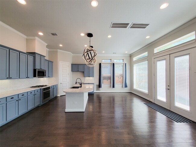 Building Photo - 935 W Lacey Garden Loop