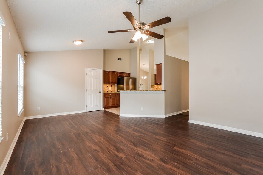 Building Photo - 628 Wechsler Cir