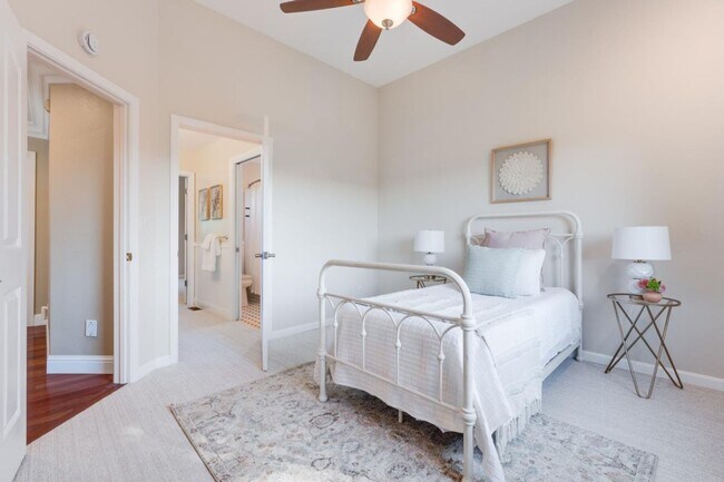 Building Photo - 5br/4ba Home - Luxury Country Living Minutes to Capitola & Soquel Village