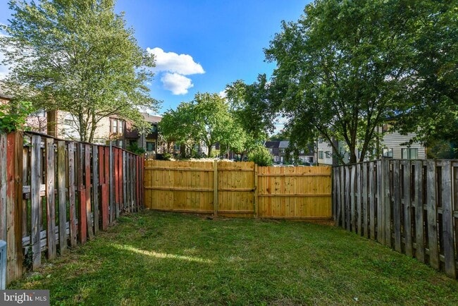 Building Photo - 7002 Cipriano Woods Ct