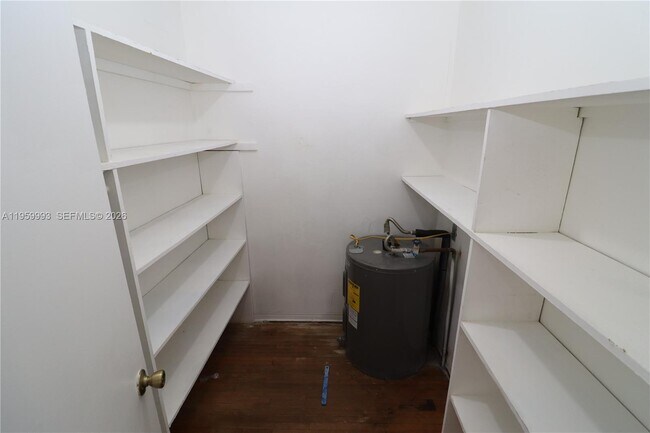 Building Photo - 1206 N 22nd Ave