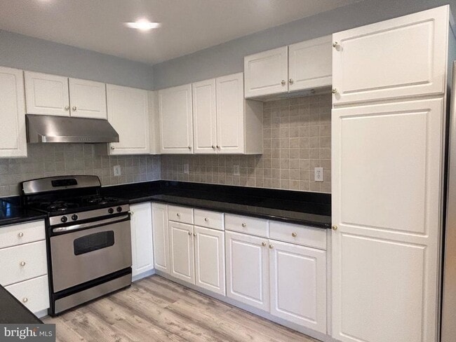 Building Photo - 15115 Deer Valley Terrace