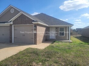 Building Photo - 2101 Ingalls Ln