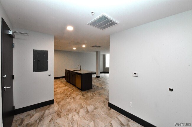 Building Photo - 40 North St