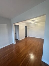 Building Photo - 1607 Asmann Ave