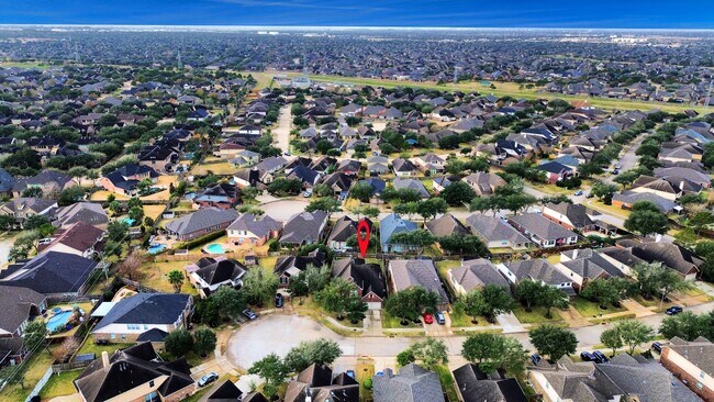 Building Photo - 26515 Becker Pines Ln