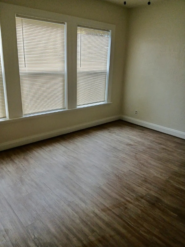 Building Photo - 2814 Park Way