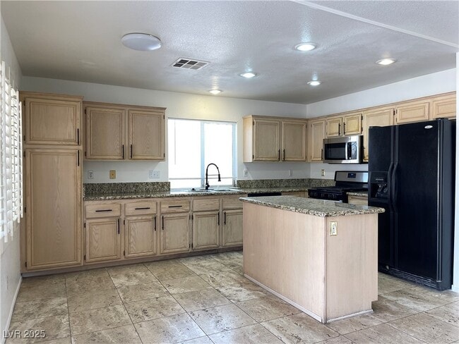 Building Photo - 4364 Mesa Hill Dr