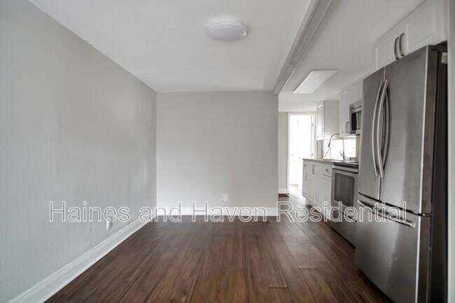 Building Photo - 26 Forest Dr