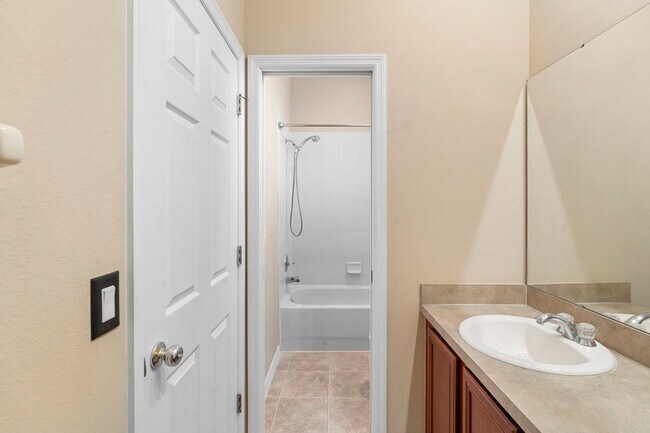 Building Photo - 2731 Sand Arbor Cir