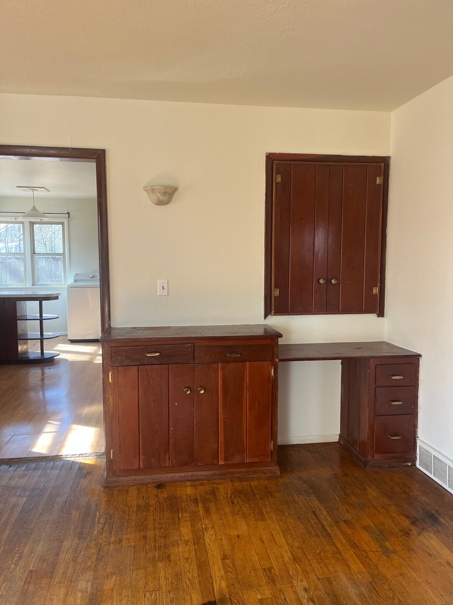 Building Photo - 932 Cheyenne Blvd