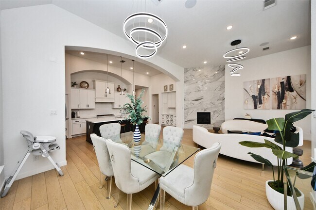 Building Photo - 23619 Bottlebrush Terrace Trl