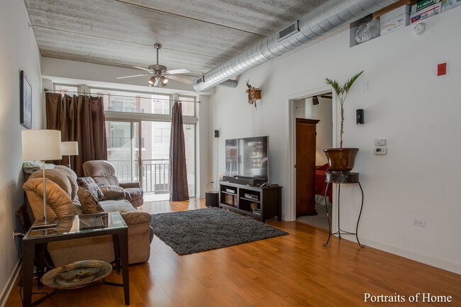 Building Photo - 647 Metropolitan Way