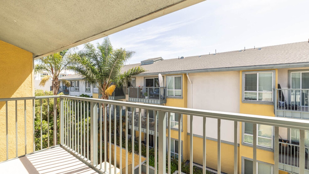 Balcony - Marina 41