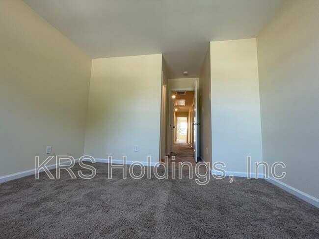 Building Photo - 1611 Independence Blvd