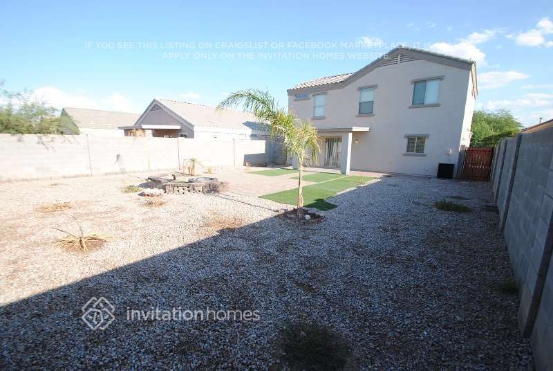 Building Photo - 328 E March St