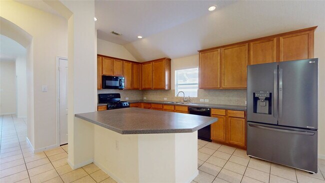 Building Photo - East Auden Circle, Sienna, TX 77459 - 3 BR 2 BA single-family home