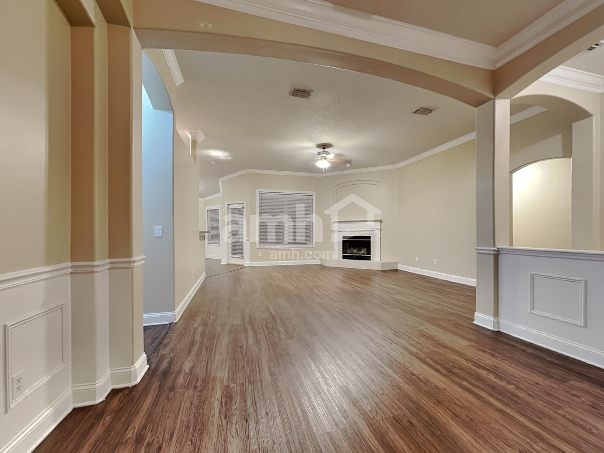 Building Photo - 12275 Captiva Bluff Rd