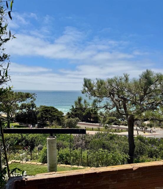 Building Photo - 1552 Camino Del Mar