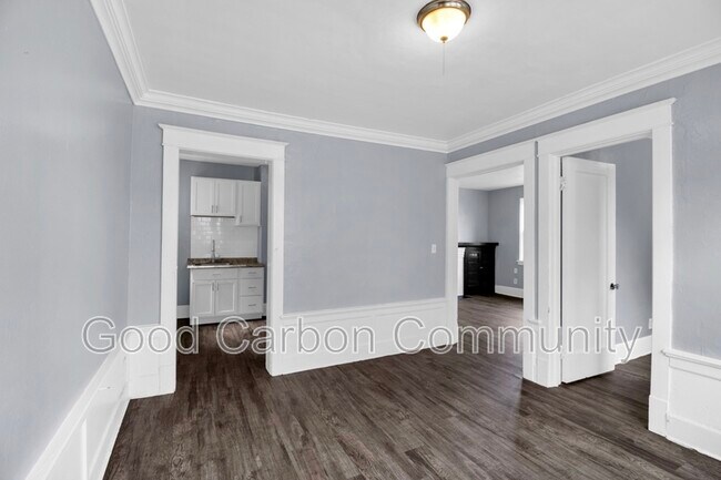 Building Photo - 7 E Depew Ave