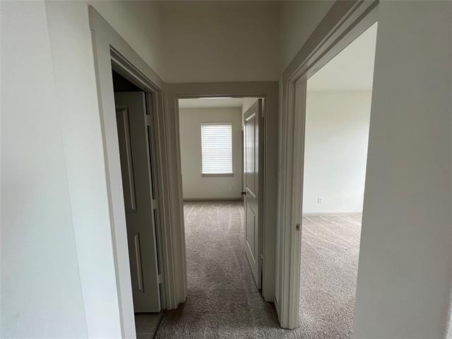 Building Photo - 7200 San Saba Dr